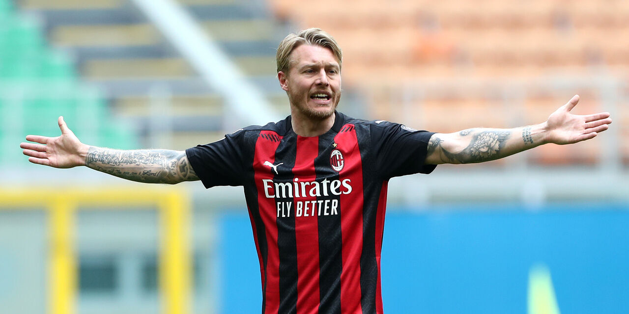 INCREDIBILE!!! Il centrocampista Simon Kjær prolunga di altri 4 anni il contratto con l’AC Milan per giocare come nuovo attaccante…. Controlla i dettagli completi……