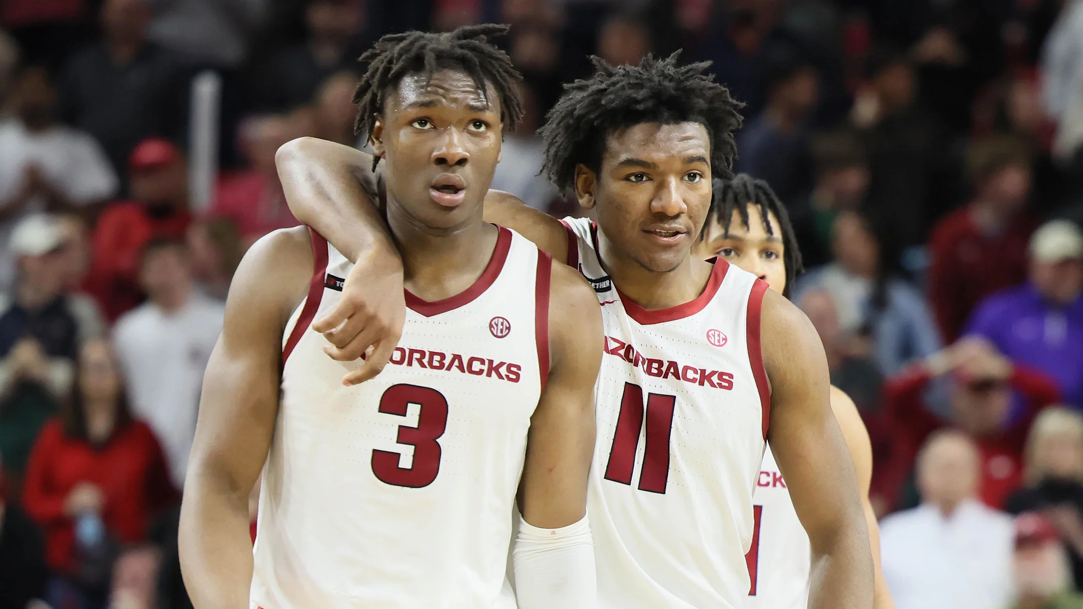 Reeling Razorbacks fight back to snatch first SEC win of 2025 from visiting Georgia Bulldogs……read more details