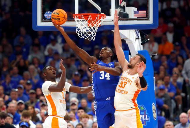 Live updates: Kentucky Wildcats at Tennessee Volunteers college basketball…