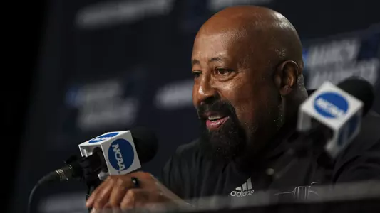 Mike Woodson still struggling to explain IU’s late-game woes: ‘I wish I had the answer…