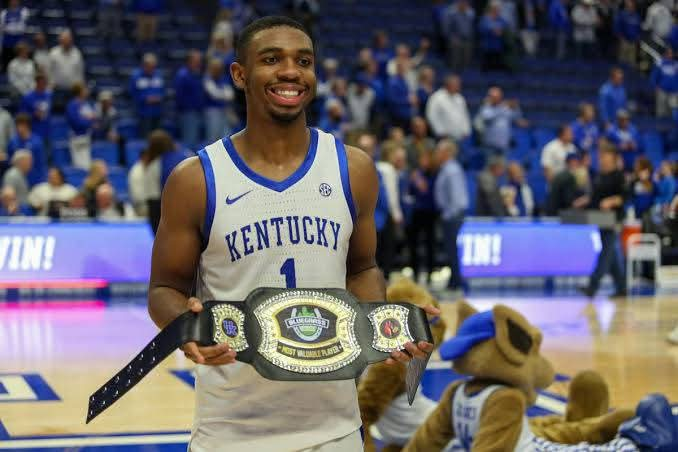 The SEC’s official lauded Butler’s consistent excellence: Lexington, KY – In a resounding victory, Kentucky Wildcats basketball star Lamont Butler has been crowned the Southeastern Conference (SEC) Player of the Year. The Southeastern Conference officially announced the award, recognizing Butler’s……