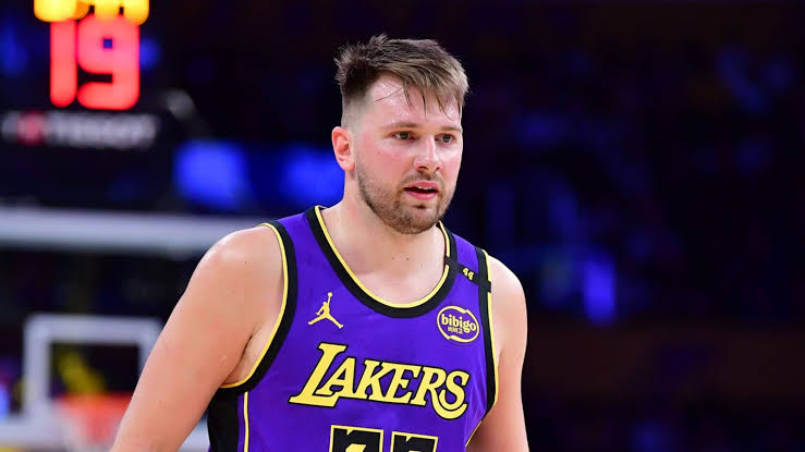 Luka Dončić se je odločil zavrniti veliko ponudbo Los Angeles Lakersov… RAZLOG IN ZAKAJ…