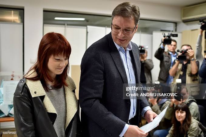 Iznenada: Predsednik Srbije i njegova ćerka slave iznenadni razvoj događaja u porodici – Radosne vesti koje su obradovale naciju