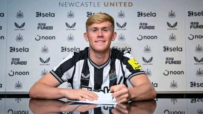 EXCLUSIVE: Newcastle United Youngster Lewis Hall Turned Down Contract Offer From Chelsea And Other EPL Clubs And Signs Three-Year Deal  In a move that speaks volumes about ambition, trust, and vision, highly-rated youngster Lewis Hall has committed his immediate future to Newcastle United, penning a new three-year deal after rejecting renewed offers from Chelsea and interest from several other Premier League clubs. The 19-year-old’s decision comes as a major boost for the Magpies and a…